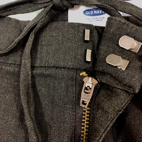 NWT Old Navy High Rise Shorts - Picture 2 of 3